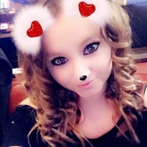 Meet your Posher, Naomi